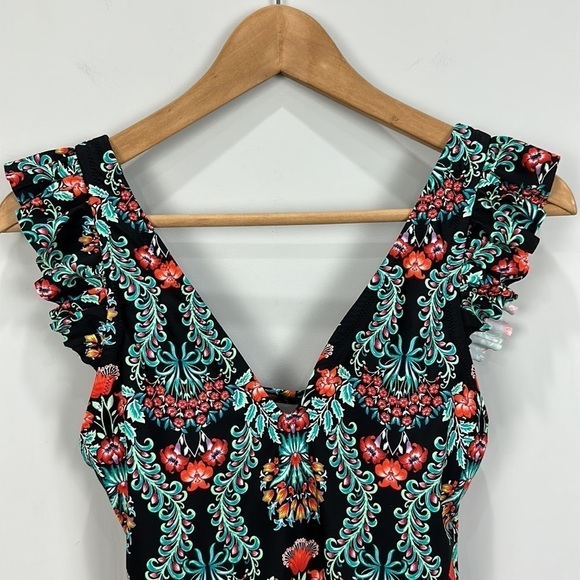 Jessica Simpson Estilo Black Floral Ruffle One-Piece
Swimsuit - Picture 5 of 11